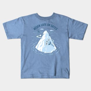 date in the ocean Kids T-Shirt